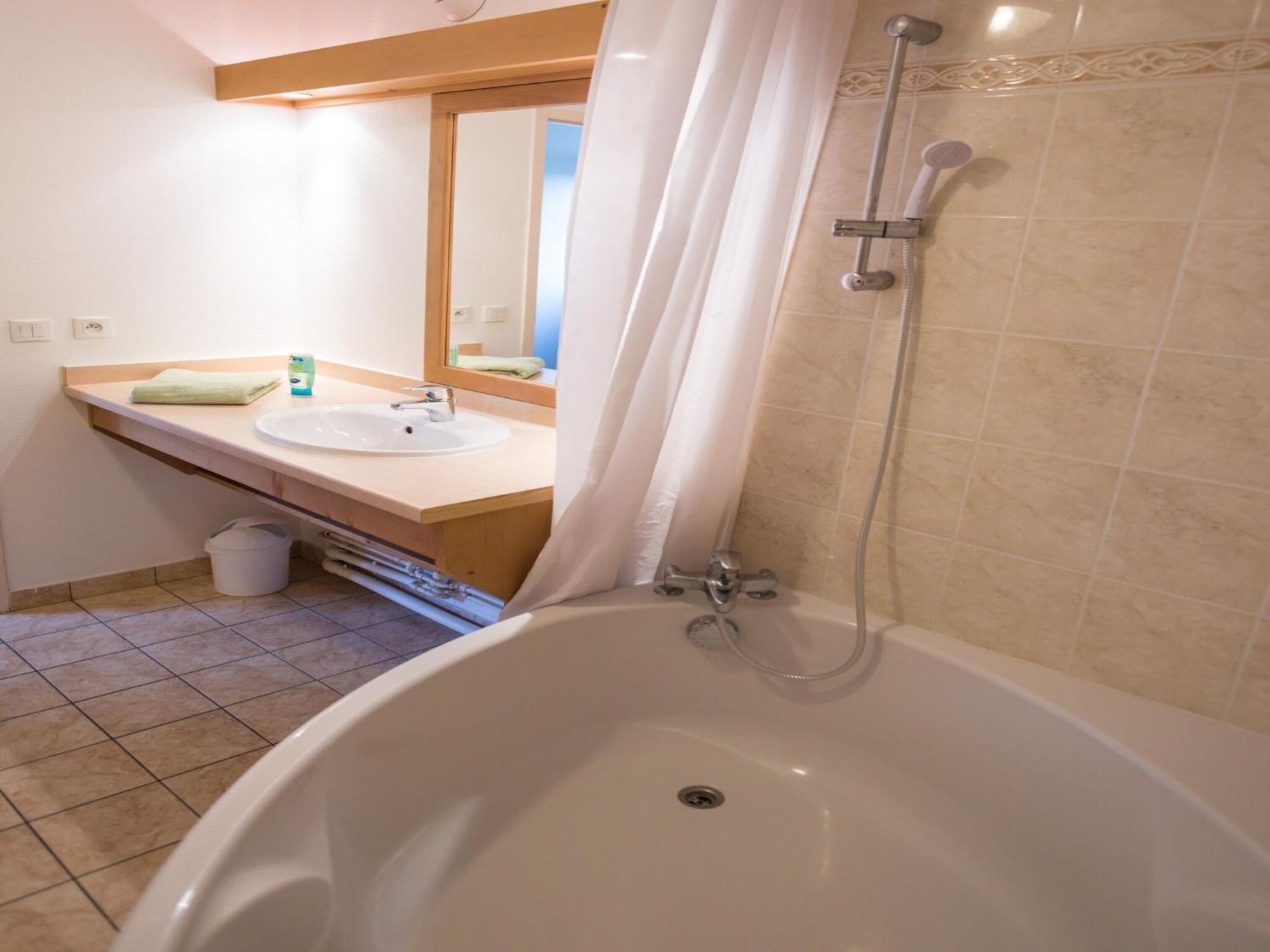 Great Holiday Home Near Lake Annecy جْيي المظهر الخارجي الصورة